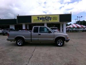 2000 Chevrolet S-10 LS